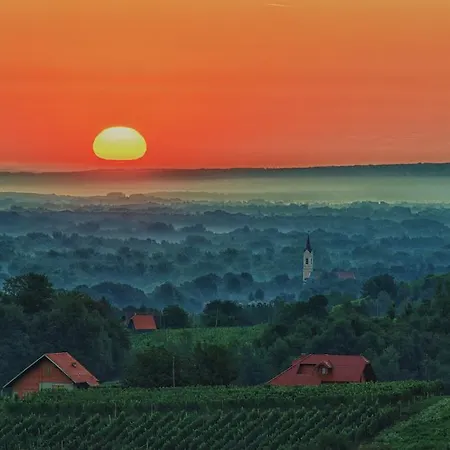 House Podhamer Marijan Дом отдыха Лютомер